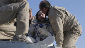 Den amerikanska astronauten Steve Swanson återvände till jorden i en rysk farkost förra veckan efter sex månader ombord på den internationella rymdstationen. Astronauten Steve Swanson återvände från ISS i en rysk rymdfarkost förra veckan.