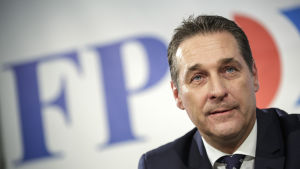 Heinz-Christian Strache. Österrikes förbundskansler Sebastian Kurz vill inte längre samarbeta med den högerpopulistiska vicekanslern Heinz-Christian Strache