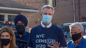 Myndigheter och aktivister över hela USA drev en kampanj för att folk i storstäder som New York skulle räknas i folkräkningen som utförs vart tionde år. Arenan ID Myndigheter och aktivister över hela USA drev en kampanj för att folk i storstäder som New York skulle räknas i folkräkningen som utförs vart tionde år.