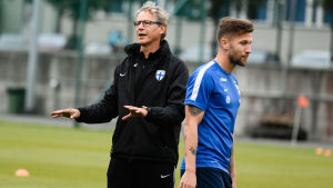 Markku Kanerva och Joona Toivio samarbetade redan då Kanerva var U21-landslagets tränare åren 2004-2010. Markku Kanerva, Finlands förbundskapten i fotboll