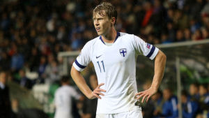 Rasmus Schüller missade gruppspelsavslutningen. Rasmus Schüller i landslaget.