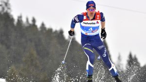 Perttu Hyvärinen gav sig ut som trea men tappade bronset på upploppet. Perttu Hyvärinen åker på den sista etappen i VM-stafetten.