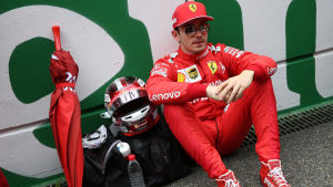 Cahrles Leclerc ligger endast en poäng efter Sebastian Vettel i VM-tabellen. Charles Leclerc i Shanghai.