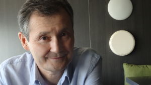 Forskaren Eset Esengarajev säger att det kazakstanska folket inte är politiskt moget. Forskaren Eset Esengarajev säger att det kazakstanska folket inte är politiskt moget