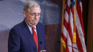 Senatens republikanska majoritetsledare Mitch McConnell säger att han inte vill diskutera direkt stöd till vare sig arbetslösa eller delstater som är i svårigheter. Senatens republikanska majoritetsledare Mitch McConnell säger att han inte vill diskutera direkt stöd till vare sig arbetslösa eller delstater som är i svårigheter.