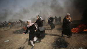 USA var kritiskt mot att rådet beslöt att utreda Israels våld mot palestinska civila i Gaza Kravaller på Gaza-Israel-gränsen fredag 13 april 2018.