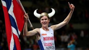 Vad hittar Jakob Ingebrigtsen på i kväll? Jakob Ingebrigtsen firar, EM 2018.