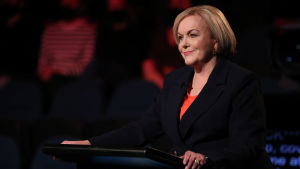 Nationella partiets ledare Judith Collins tror inte på opinionsundersökningarna som förutspår en valseger för Labour. I början av året var stödet större för oppositionspartiet än för Labour. Judith Collins
