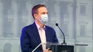 Pasi Pohjola, direktör på Social- och hälsovårdsministeriet konstaterade att prognoserna visar att behovet av sjukvård ökar. Pasi Pohjola.