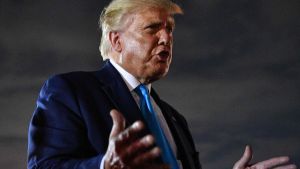 USA:s president Donald Trump sa i Vita huset att "Kina låtit detta ske" och lade skulden på Kina för USA:s coronakris. Donald Trump 3.9.2020