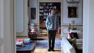Albert de la Chapelle är hemmastadd i Helsingfors trots att hans nuvarande hemadress finns i Ohio i USA. För tillfället är han på besök i sitt Helsingforshem. Albert de la Chapelle i sitt hem i Helsingfors.