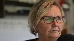 Det blir mer jobb på ett litet förlag, säger Attianese, men du blir också mer stolt över din bok. Författaren och poeten Ann-Helen Attianese.