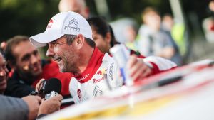 Sebastien Loeb kunde inte sluta le efter segern. Sebastien Loeb.