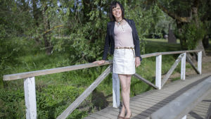 Tanja von Knorring tar ut svängarna i regnbågskretsarna och har nyligen placerat sig i Miss Gay Finland tävlingen. Utöver det var hon uppställd för SFP i riksdagsvalet. Henkilökuva