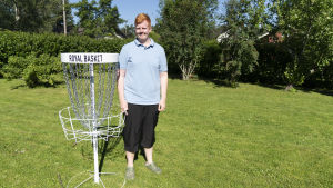 På fritiden gillar Kevin Hede att spela frisbeegolf. Kevin Hede , 14.7.2020 , Porvoo