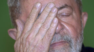 Lula da Silva var president från år 2003 till år 2010. Lula da Silva deltog i ett seminarium efter nyheten om domen i Porto Alegre
