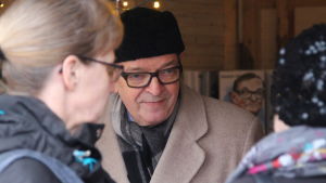 Veteranpolitikern Paavo Väyrynen är galjonsfiguren i Seitsemän tähden liike. Paavo Väyrynen Kamppi