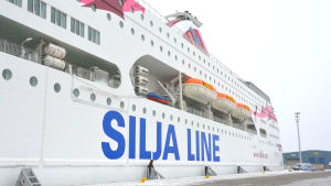 På Tallink Silja vill man bli av med plastsugrör. TallinkSiljas Baltic Princess.