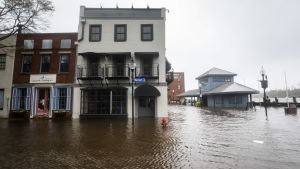 Vattnet har stigit på gatorna i Wilmington, North Carolina.