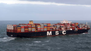 Lastfartyget MSC Zoe Lastfartyget MSC Zoe som seglar under Panamas flagga, är en av det största i sitt slag i världen