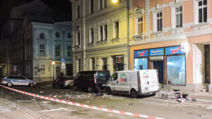 Det högernationalistiska partiet AfD:s kontor i Doebeln i Sachsen utsattes för en bombattack på torsdagen, men ingen kom till skada Det högernationalistiska partiet AfD:s kontor i Doebeln i Sachsen utsattes för en bombattack på torsdagen, men ingen kom till skada