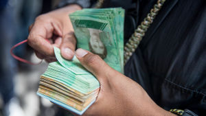 Inflationen är gigantisk och priset på en kopp kaffe fördubblas på en vecka Inflation i Venezuela