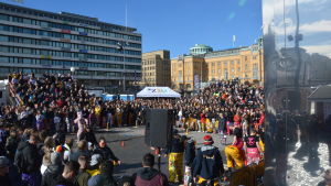 Det blir ingen Pampas nationaldag i slutet av mars. Studerande firar Pampas nationaldag på Vasa torg.