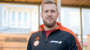 Teo Takala inleder tävlingssäsongen i slutet av maj. Porträttbild på Teo Takala.