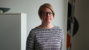 Pia Lindfors är verksamhetsledare för Flyktingrådgivningen i Finland. Pia Lindfors är verksamhetsledare för Flyktinghjälpen i Finland.