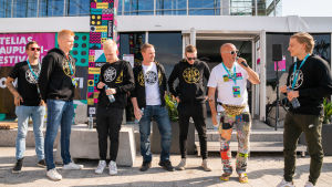 Suomalainen Counter-Strike-joukkue ENCE tapasi fanejaan Pointti-tapahtumassa. Maailman huippuihin kuuluva tiimi keräsi ympärilleen suurehkon yleisön.