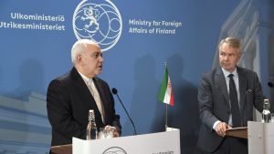Irans utrikesminister Mohammad Javad Zarif gav en presskonferens med Finlands utrikesminister Pekka Haavisto under ett besök i Finland den 19 augusti 2019. Irans utrikesminister Mohammad Javad Zarif gav en presskonferens med Finlands utrikesminister Pekka Haavisto under ett besök i Finland den 19 augusti 2019.