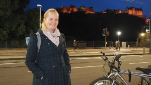 Jenni Brodie åkte hem till Åbo och sålde alla sina saker i augusti 2013 då hon bestämt sig för att hon hör hemma i Skottland. Kort därefter träffade hon sin blivande make. Jenni Brodie i Edinburgh