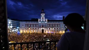 Protester mot könsrelaterat våld. Demonstration på Puerto del Sol i Madrid 20.9.2019. Protester mot könsrelaterat våld. Demonstration på Puerto del Sol i Madrid 20.9.2019.