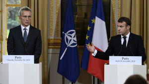 Macron och Stoltenberg betonar båda Natos betydelse Jens Stoltenberg och Emmanuel Macron i Paris 28.11.2019