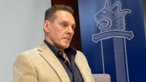 Rikoskomisario Hannu Kortelainen kuvassa.