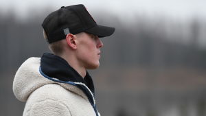 "Det fanns inte så mycket positivt i mitt liv just då." Fredrik Jensen tittar ut över vattnet