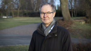 Jyri Seppälä, direktör för konsumtion- och produktionscentret på Finlands miljöcentral. Jyri Seppälä, johtaja, Suomen Ympäristökeskus(SYKE), Kulutuksen ja tuotannon keskus