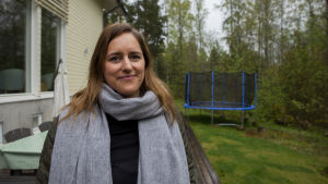 Emilie Santavirta tycker att det är skönt att dottern får återvända till daghemmet. Emilie santavirta.