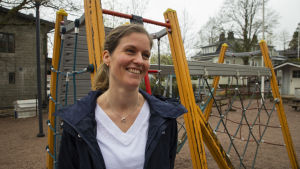 Kristina Gustafsson ser fram emot att träffa alla barn igen. Kristian Gustafsson päiväkodin johtaja Grankotten, Kauniainen