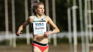 Sara Kuivisto var överlägsen i 600-metersloppet i Lahtis. Sara Kuivisto vinner 600 meter i Lahtis 2020.