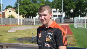 FIlip Wikholm har sysslat med släggkastning i fem eller sex år. Porträttbild på Filip Wikholm.