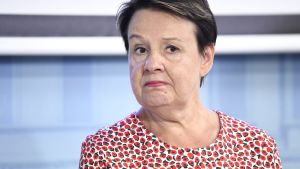 Kirsi Varhila, kanslichef vid Social- och hälsovårdsministeriet. Kirsi Varhila, kanslichef vid social- och hälsovårdsministeriet.