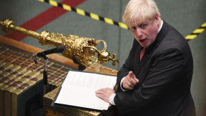 Storbritanniens premiärminister Boris Johnson fick underhusets stöd för det omtvistade lagförslaget en första omröstning. Storbritanniens premiärminister Boris Johnson