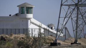 Interneringsläger i Xinjiang där uigurer antas sitta fångna. Interneringsläger i Xinjiang där uigurer antas sitta fångna.