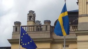 Anslutningen till EU var problematisk när Sverige och Finland hade olika takt i början. Leder Brexit till Svexit? Opinionsmätningar visar att det är osannolikt.
