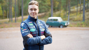 Emil Lindholm har stel nacke efter olyckan. Porträttbild på Emil Lindholm.