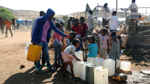 Etiopiska flyktingar som flytt från Tigray-regionen till grannlandet Sudan under den senaste månaden. Just nu är FN:s flyktingorganisation speciellt oroad över de eritreanska flyktingar som finns kvar i läger i Tigray. Många har flytt från Etiopien till grannlandet Sudan. 28.11.2020