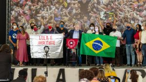 Lula da Silva är populär. Här talar han i Sao Bernardo do Campo, Sao Paulo 10.3.2021 Lula da Silva är populär. Här talar han i Sao Bernardo do Campo, Sao Paulo 10.3.2021
