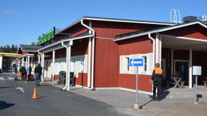Pickala Esso är ett minne blott, nu är det ABC Pickala som gäller. Invigning av ABC Pickala i Sjundeå.