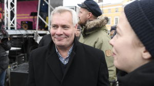 Antti Rinne har lovat att se till att Vasa centralsjukhus får omfattande jour om SDP får makten i nästa riksdagsval. SDP:S ordförande Antti Rinne i Helsingfors den 2 februari 2018.